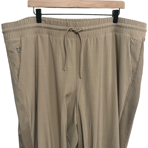 Athleta Brooklyn Textured Ankle Pant - Picture 4 of 11